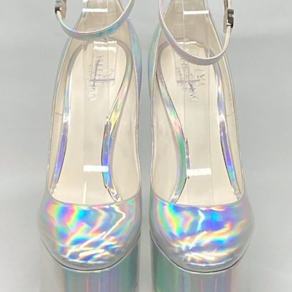 Tan-go 155 Metallic Leather Platform Pumps In Iridescent Silver - Picture 1 of 7